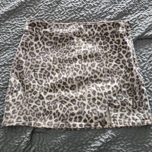 NWT American Eagle Outfitters Animal Print Mini Skort